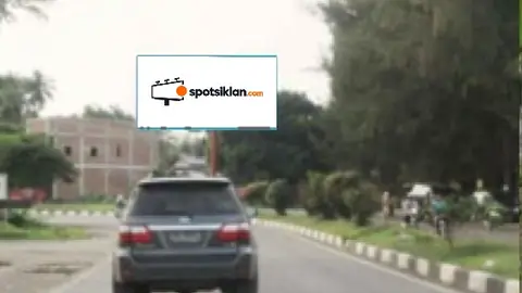 Billboard 5 × 10 m di Jl. Banda Aceh - Medan (Depan RM. Cut Dek), Aceh Besar