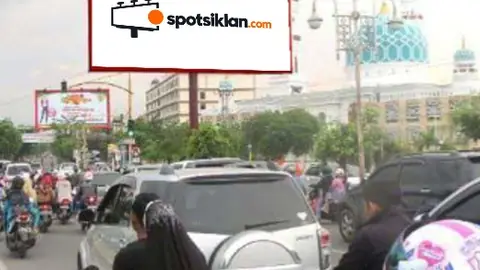 Billboard 5 × 10 m di Area Jl. Taman Sri Ratu Safiatuddin, Banda Aceh
