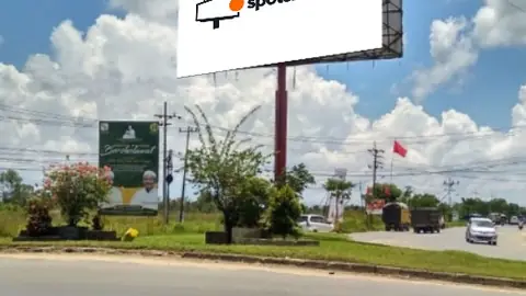 Billboard 5 × 10 m di Jl. A. Yani (area Bunderan Liang Anggang), Kabupaten Banjar, Kalimantan Selatan