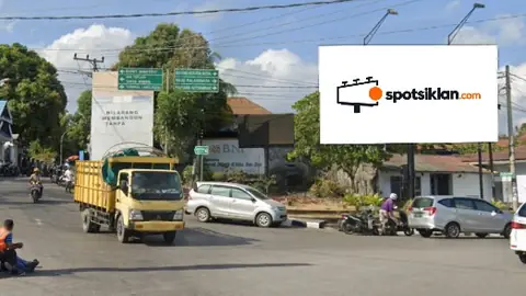 Billboard 8 × 4 m di Jl. RA Kartini (Depan Pelabuhan), Baubau, Sulawesi Tenggara