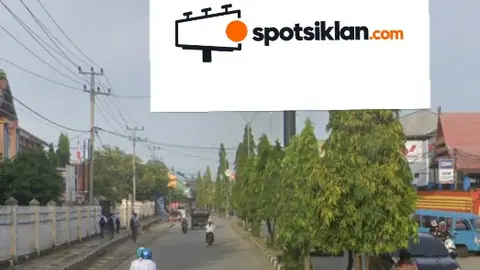 Billboard 10 × 5 m di Jl. Botambari (Menuju Universitas Muslim Buton), Baubau, Sulawesi Tenggara