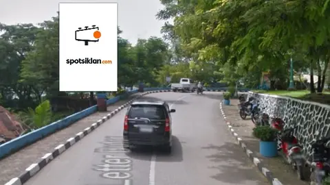 Baliho 4 × 6 m di Jl. Letter Buton - Baubau (Arah Monumen Adipura), Sulawesi Tenggara
