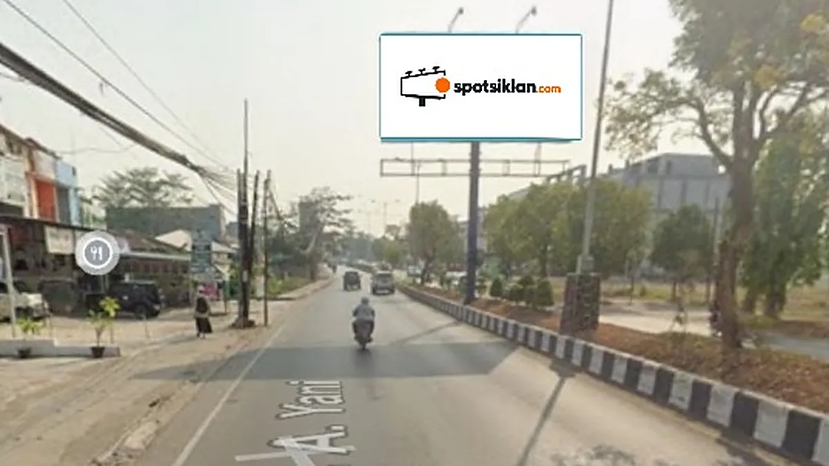 Billboard 4 × 8 m di Jl. A Yani (Dari Arah McDonald's Banjarbaru), Banjar Baru, Kalimantan Selatan