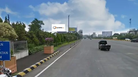 Billboard 5 × 10 m di Exit Tol Pasteur KM 00 + 800 (Kiri), Bandung, Jawa Barat