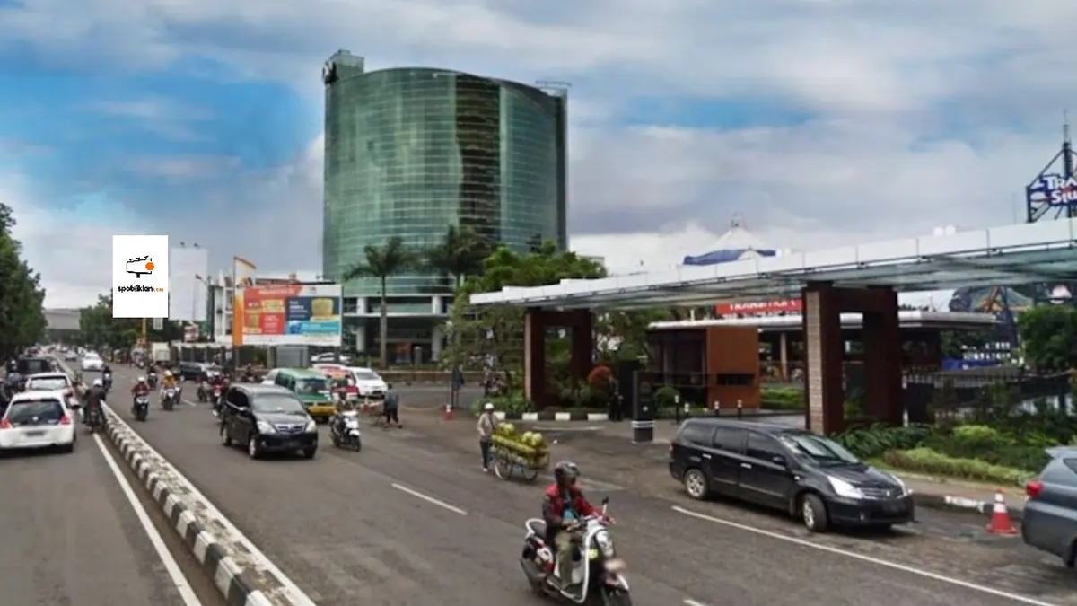 Billboard 5 × 10 m di Jl. Gatot Subroto (Trans Studio), Kota Bandung, Jawa Barat