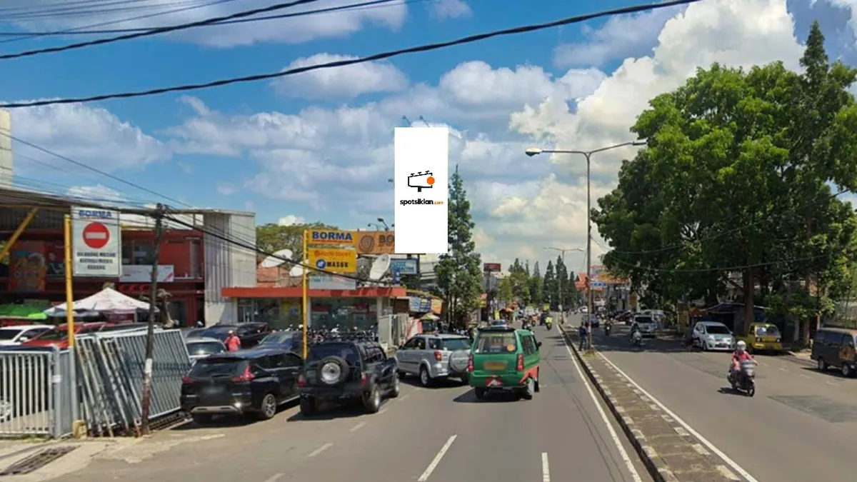Billboard 4 × 8 m di Jl. IR H Djuanda - Samping Borma DAGO, Kota Bandung, Jawa Barat