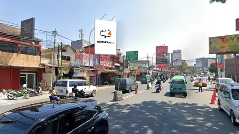 Billboard 4 × 6 m di Jl. Setiabudi 103 (depan Yen's), Bandung, Jawa Barat
