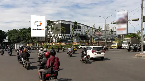 Billboard 5 × 10 m di Jl. Terusan Ibrahim Adjie Perempatan Soekarno Hatta, Bandung, Jawa Barat