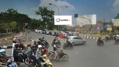 Billboard 5 × 10 m di Jl. BKR - Jl. M. Toha (Tegalega), Bandung, Jawa Barat