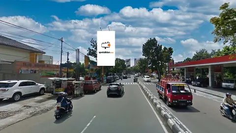 Billboard 5 × 10 m di Jl. Gatot Subroto (300m sebelum Trans Studio Mall), Bandung, Jawa Barat