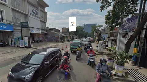 Billboard 4 × 8 m di Jl. Gatot Subroto, Kota Bandung, Jawa Barat