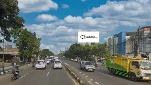 Billboard 5 × 10 m di Jl. Soekarno Hatta - Depan Ruko Sekelimus (View Menuju Buah Batu) - Kota Bandung, Jawa Barat