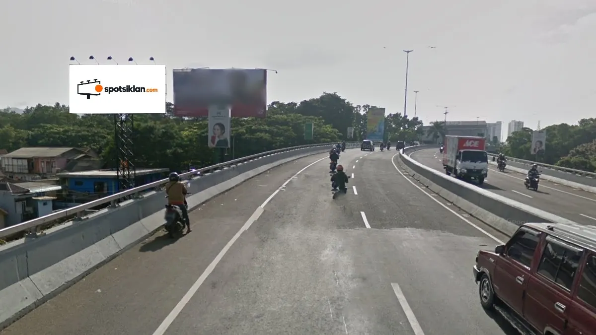 Billboard 5 × 10 m di Jl. Tamansari - Balubur (Fly Over Pasupati), Bandung, Jawa Barat