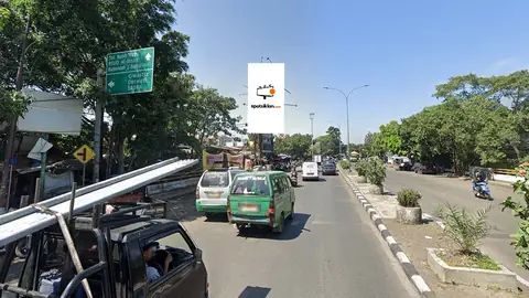 Billboard 5 × 10 m di Jl. Terusan Buah Batu (Depan Pasar Kordon) - Menuju Tol Buah Batu, Kota Bandung, Jawa Barat