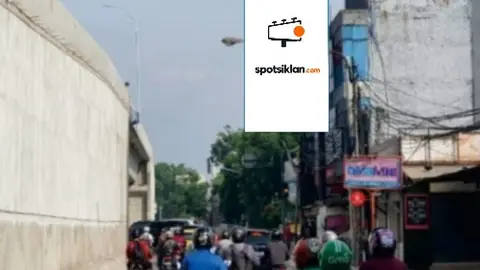 Billboard 8 × 4 m di Jl. Jakarta (Arah ke A. Yani, Area Bawah Flyover Supratman), Bandung, Jawa Barat