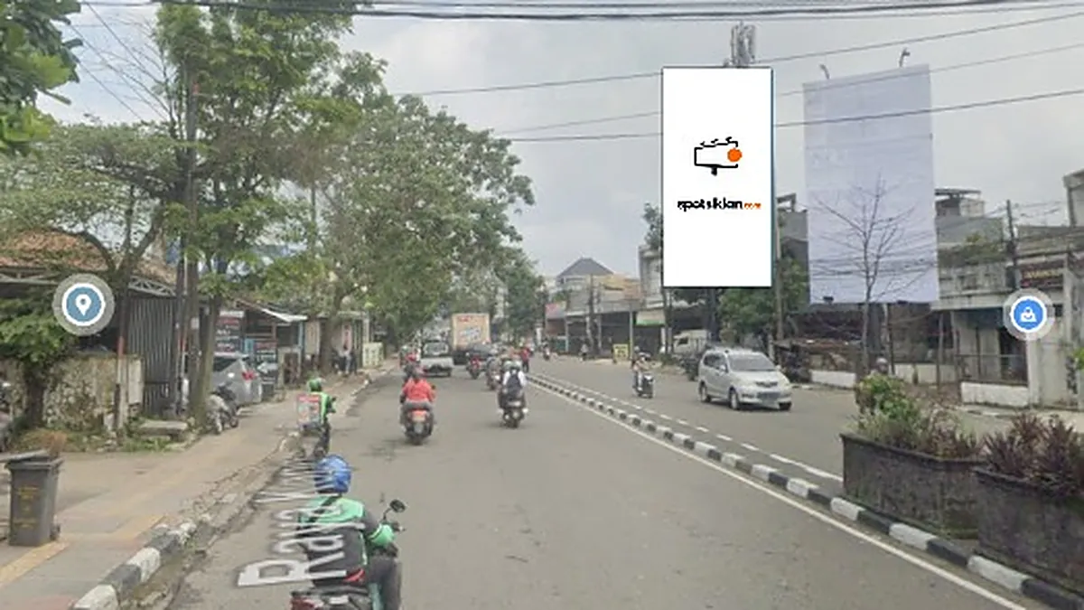 Billboard 10 × 5 m di Jl. Raya Kopo (Exit Tol Kopo), Bandung, Jawa Barat