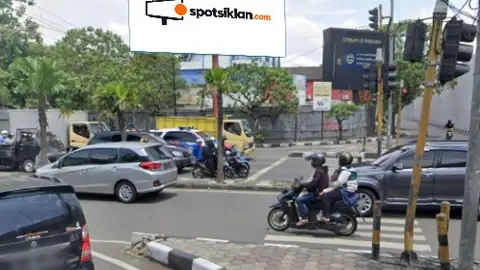 Billboard 5 × 10 m di Jl. Gatot Subroto (Dari Arah Jl. Laswi Menuju Jl. Pelajar Pejuang), Bandung, Jawa Barat
