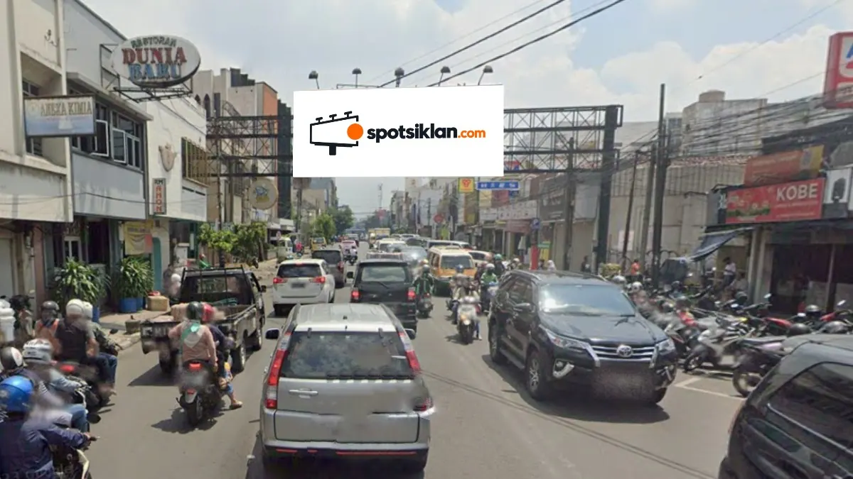 Bando Jalan 4 × 10 m di Jl. Gardujati NO.41-36, Bandung, Jawa Barat