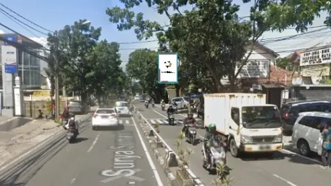 Baliho 6 × 4 m di Jl. Surya Sumantri (Arah Bandung Trade Centre), Jawa Barat