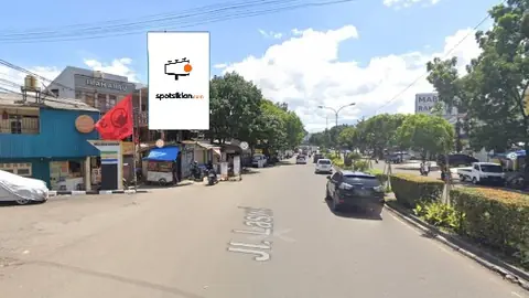 Baliho 6 × 4 m di Dari Pertigaan Jl. Laswi dan Jl. Anak Kali Cikapundung, Bandung, Jawa Barat