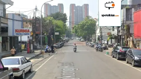 Baliho 4 × 6 m di Jl. Lengkong Kecil (Dekat Steak Simantan, Arah Tugu Simpang Lima), Bandung, Jawa Barat