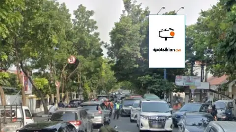 Baliho 4 × 6 m di Jl. RAA Martanegara-Maskumambang (Arah Jl. Ibrahim Adjie), Bandung, Jawa Barat