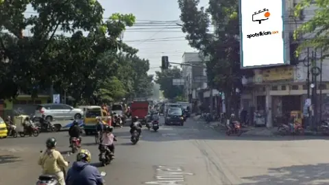 Baliho 4 × 6 m di Jl. Astana Anyar (Perempatan Jl. Pasirkoja), Bandung, Jawa Barat