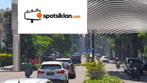 Videotron 4 × 8 m di Jl. Ir. Haji Juanda (barat pertigaan Rumah Sakit Santo Borromeus), Bandung (unit 2), Jawa Barat