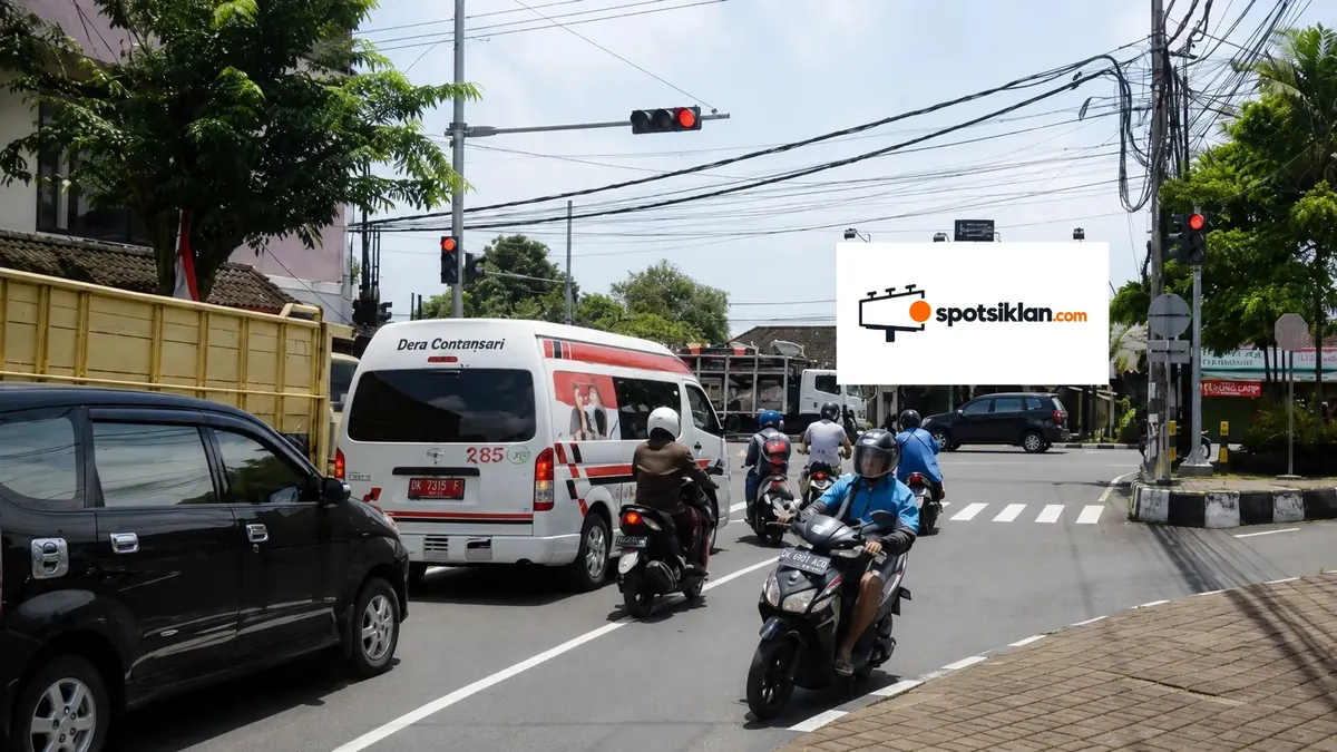 Billboard 5 × 10 m di Jl. Raya Kapal Menuju Tabanan, Badung - Bali