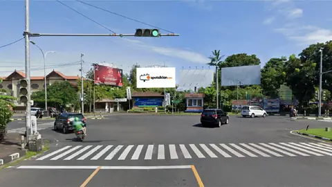 Billboard 5 × 10 m di Jl. Raya Tuban - Jl. Airport Ngurah Rai (Pertigaan Patung Satria Gatot Kaca), Badung - Bali