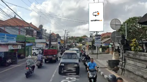 Billboard 8 × 4 m di Jl. Raya Canggu (Menuju Kantor Camat Kuta Utara, Hadap Barat), Badung, Bali