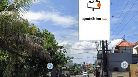 Billboard 8 × 4 m di Jl. Batu Belig (Menuju Seminyak), Badung, Bali