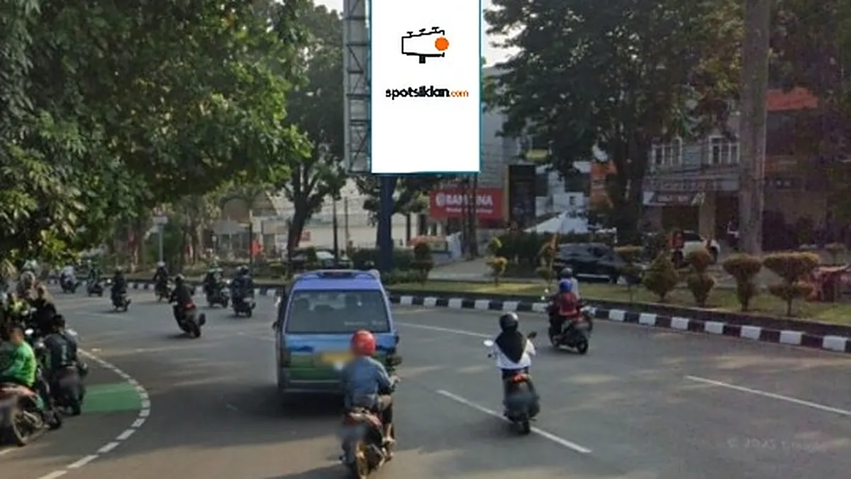 Billboard 6 × 4 m di Jl. Raya Pajajaran (Dekat Dinas Pemadam Kebakaran Kota Bogor), Jawa Barat