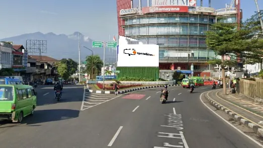 Videotron 4 × 8 m di Jl. Ir. H. Juanda (Depan BTM Mall, Dari Monumen Kujang ke BTM Mall), Bogor, Jawa Barat