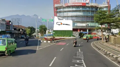 Videotron 4 × 8 m di Jl. Ir. H. Juanda (Depan BTM Mall, Dari Monumen Kujang ke BTM Mall), Bogor, Jawa Barat