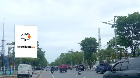 Baliho 4 × 6 m di Jl. A. Yani (Dari Arah Depan Komplek Sungai Tuan), Banjarmasin, Kalimantan Selatan