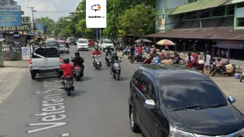 Baliho 4 × 6 m di Jl. Kuripan (Area Simp. Tiga Jl. Veteran), Banjarmasin, Kalimantan Selatan
