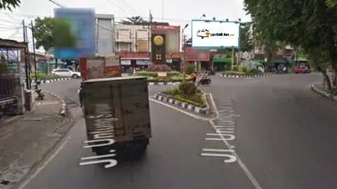 Billboard 5 × 10 m di Jl. Diponegoro (Area Bundaran Adipura, Diponegoro), Bojonegoro, Jawa Timur