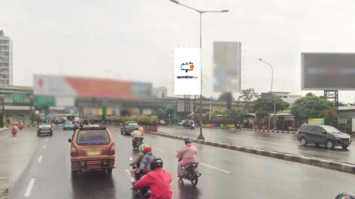 Billboard 8 × 16 m di Jl. Jend A. Yani (depan Mal Metropolitan), Kota Bekasi, Jawa Barat