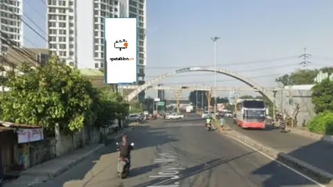 Billboard 10 × 5 m di Jl. HM. Joyo Martono (Dari Terminal Bekasi menuju Pintu Tol Bekasi Timur), Jawa Barat
