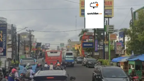 Billboard 5 × 10 m di Jl. Raya Jatiwaringin (Dari PD Gede Menuju Jakarta, Depan Kantor Pegadaian Jatiwaringin), Bekasi, Jawa Barat