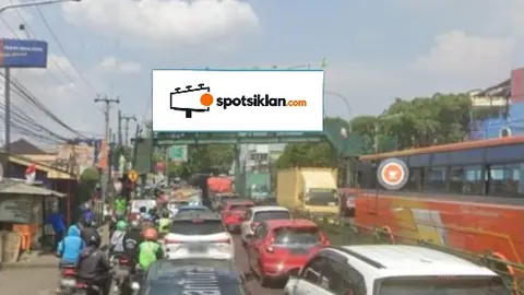 Bando Jalan 5 × 15 m di Jl. Jend. Sudirman (Samping Naga Swalayan), Bekasi, Jawa Barat