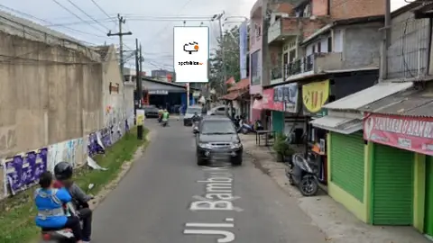 Baliho 6 × 4 m di Jl. Raya Pramuka Bambu Kuning (Dari Rawalumbu Bekasi Timur), Jawa Barat