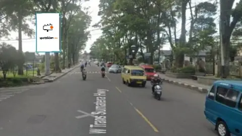 Baliho 6 × 4 m di Jl. Sudirman (Dari Arah Jam Gadang Bukittinggi Menuju ke SMA 2 Bukittinggi), Sumatera Barat