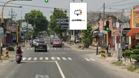 Baliho 4 × 6 m di Jl. Raya Srengat (Arah Pasar Srengat), Kabupaten Blitar, Jawa Timur