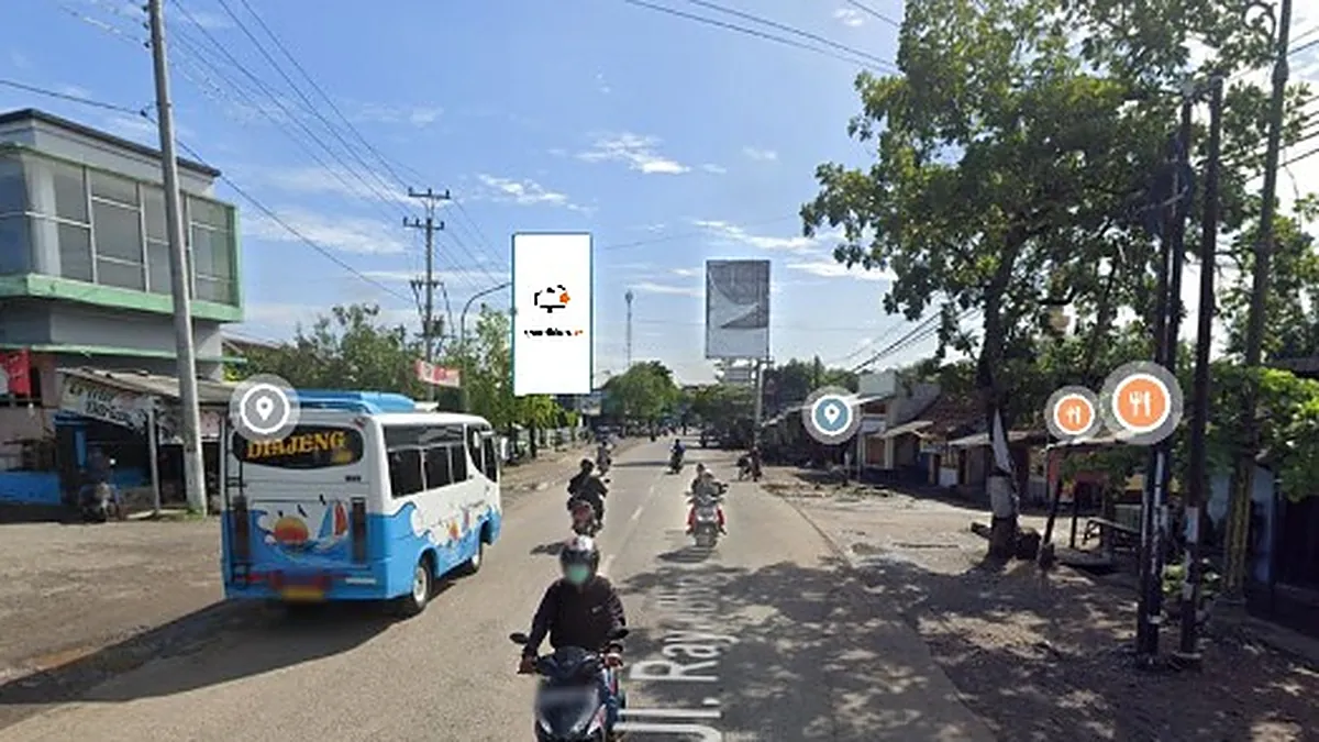 Billboard 10 × 5 m di Jl. Raya Ngawen - Blora (Depan Terminal Ngawen), Jawa Tengah