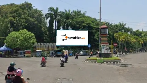 Billboard 5 × 10 m di Jl. Jend A Yani (Bundaran Tugu Tatenger Kota), Bangkalan, Jawa Timur