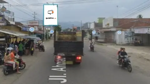 Baliho 6 × 4 m di Jl. Raya Klampok (Depan Pasar Purwareja), Banjarnegara, Jawa Tengah