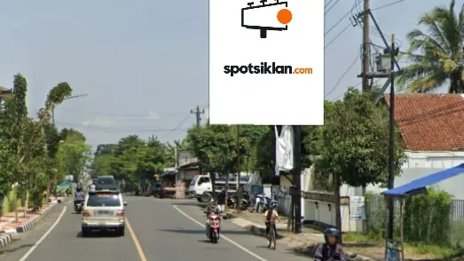 Baliho 4 × 6 m di Jl. Raya Semampir (Samping Jembatan Masuk Kota), Banjarnegara, Jawa Tengah