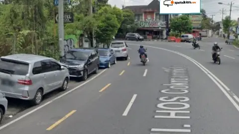 Billboard 4 × 8 m di Jl. HOS Cokroaminoto (Arah Museum Monumen Pangeran Diponegoro), Bantul, DI Yogyakarta
